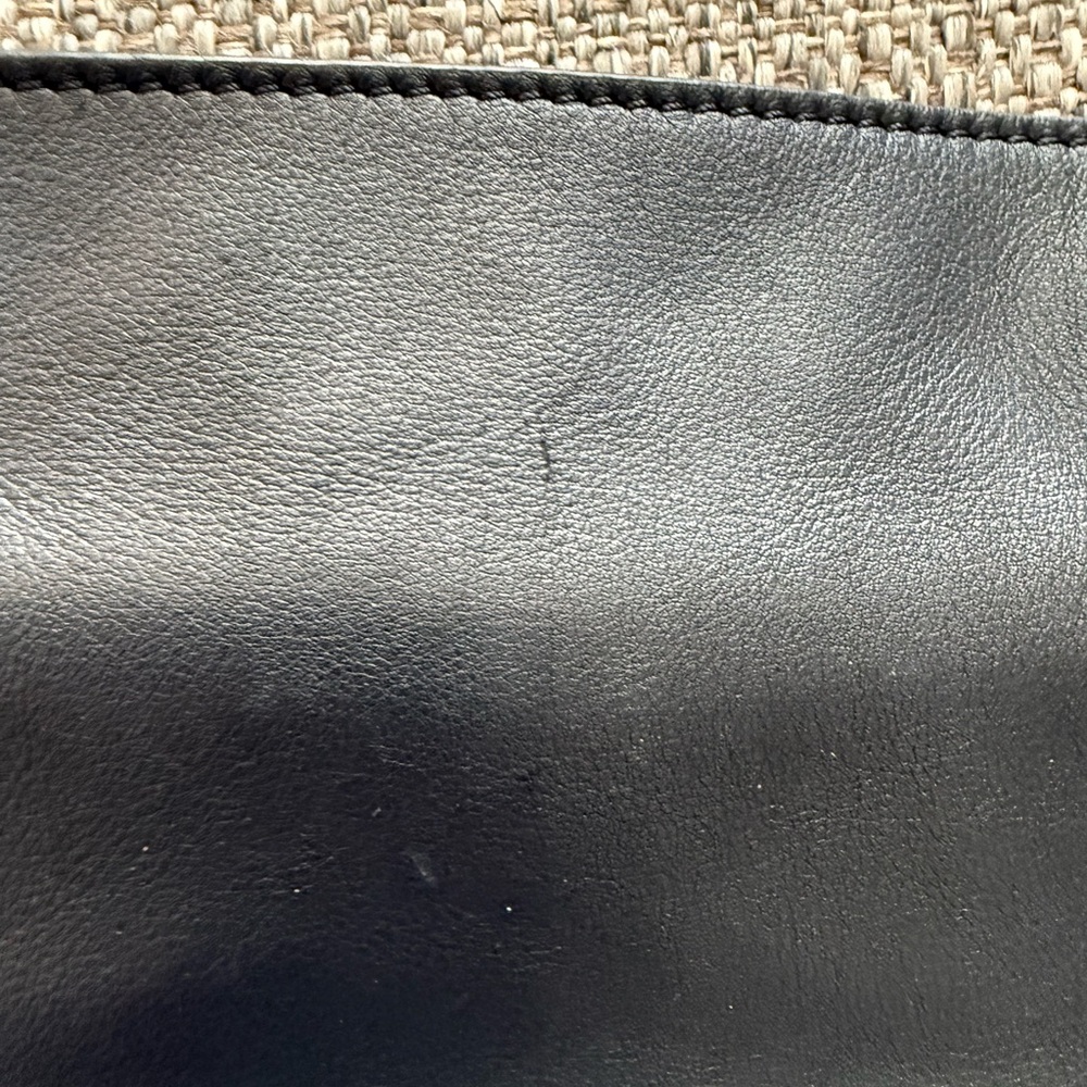 Loewe Flamenco mini - Black Leather Drawstring Crossbody Bag - Picture 4 of 10